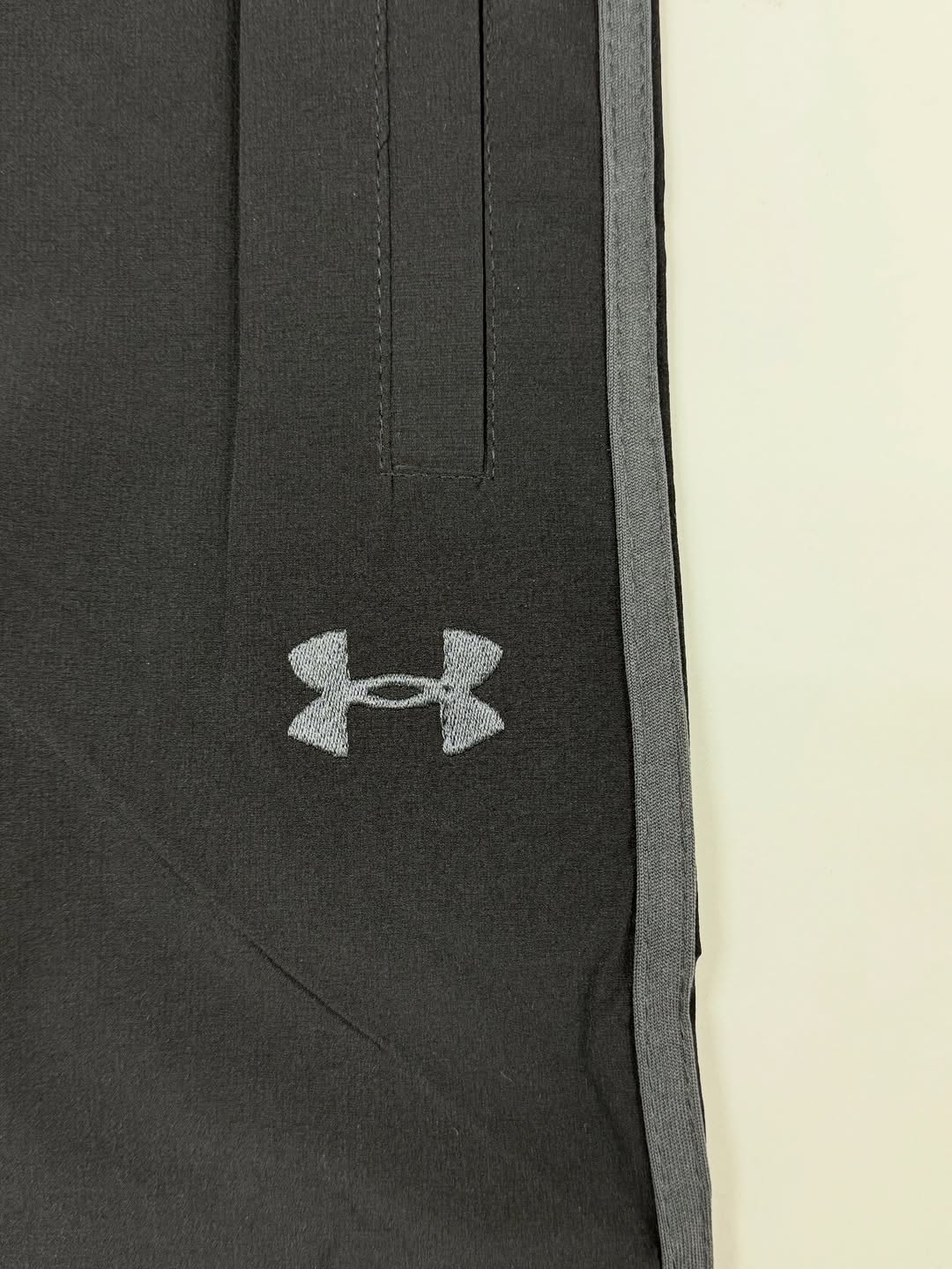 Under Armour Men's Lightweight Athletic Track Pants