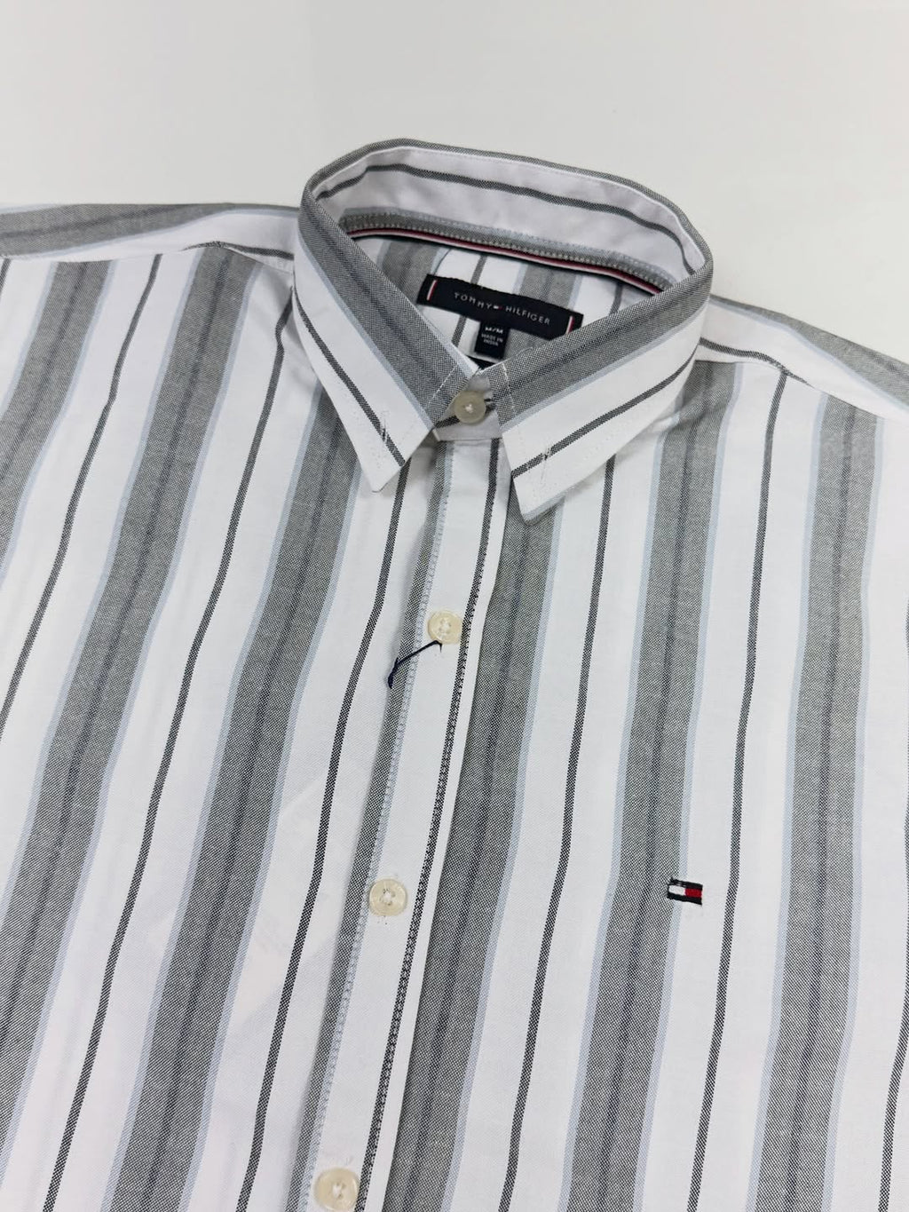 Tommy Hilfiger Men’s Classic Fit Striped Oxford Shirt – Sage Green & White