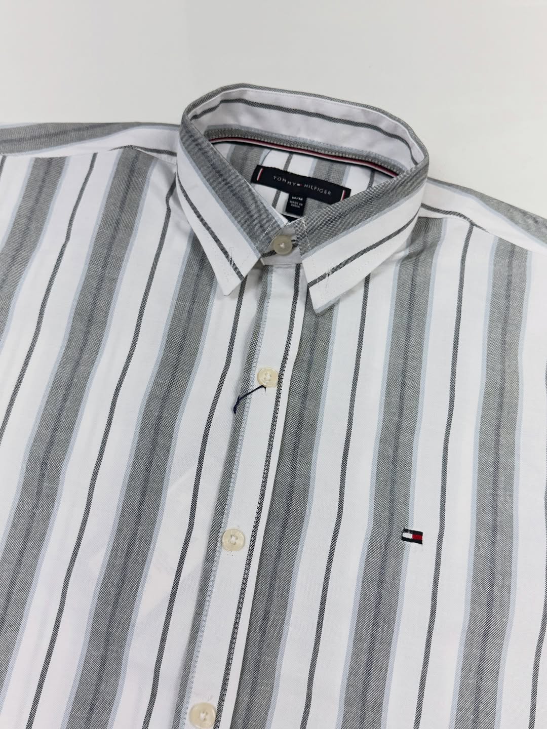 Tommy Hilfiger Men’s Classic Fit Striped Oxford Shirt – Sage Green & White