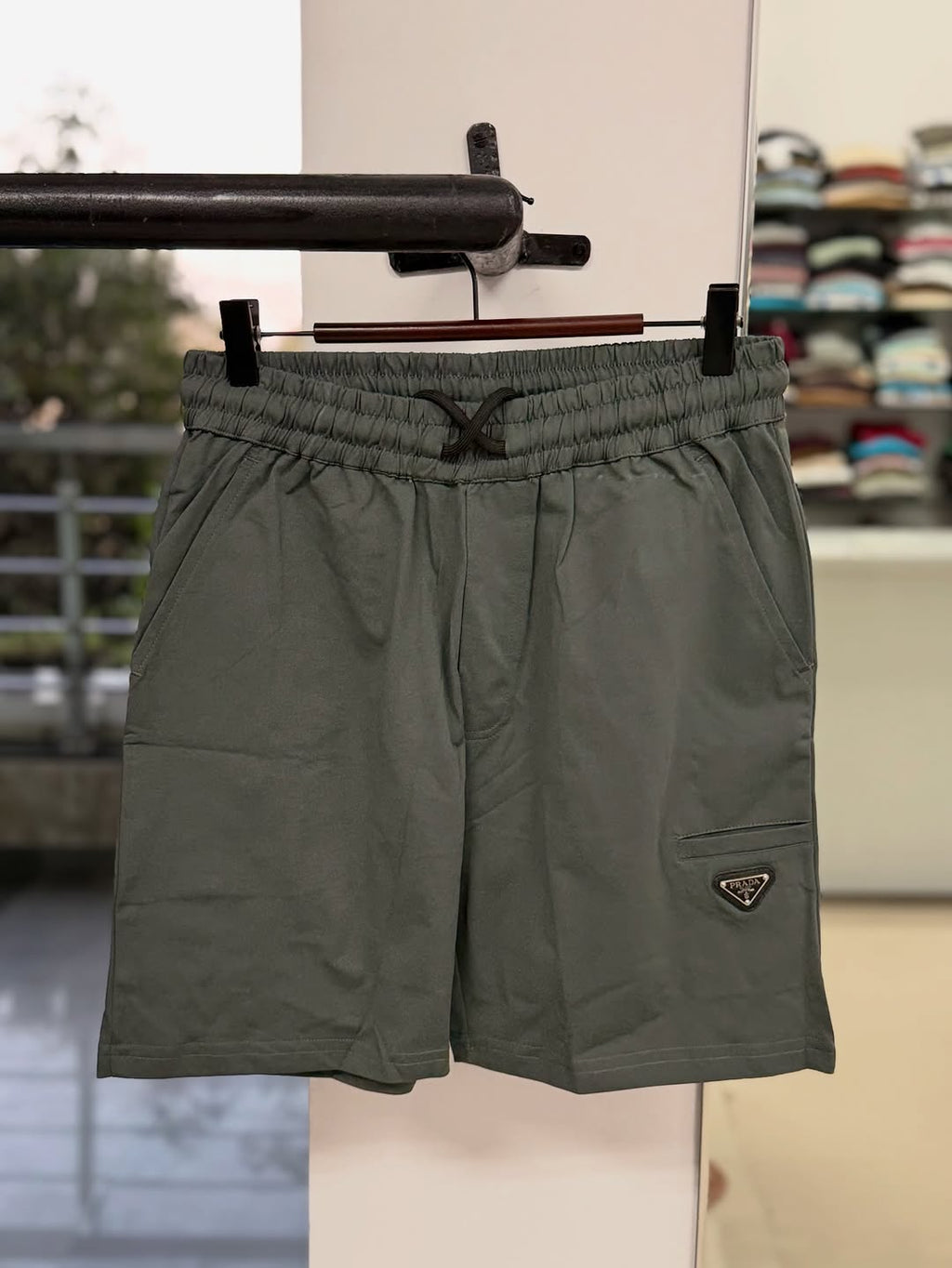 Men's Everyday Comfort Cargo-Style Shorts
