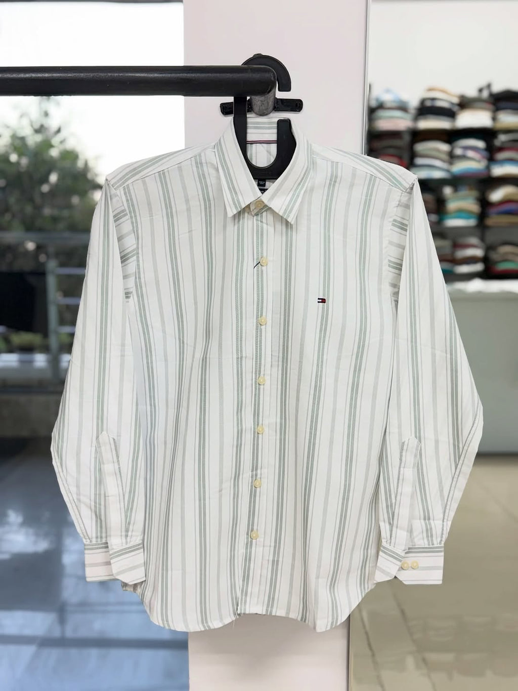 Tommy Hilfiger Men’s Classic Fit Striped Oxford Shirt – Sage Green & White